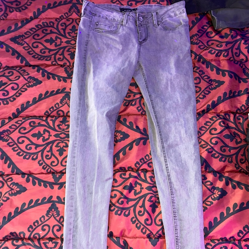 Hot Topic Lovesick size 7 Grey Skinny jeans